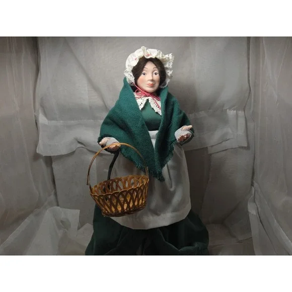 Department‎ 56 Heritage Village Dickens Mrs Cratchit 18in Doll with Basket Box