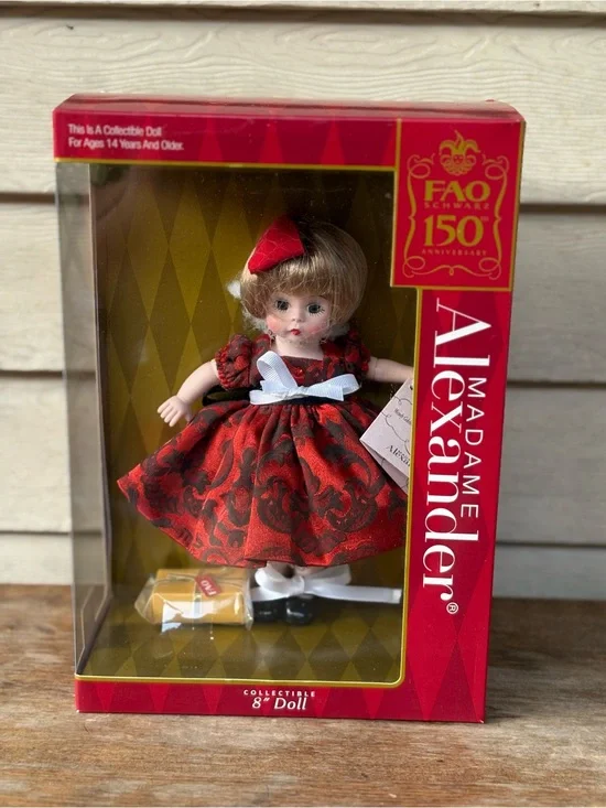 Madame Alexander 8