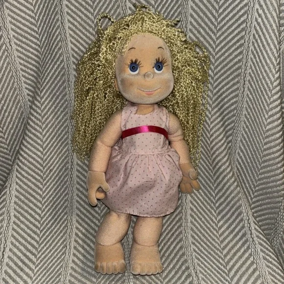 The Play‎ Along Club Sophie Kate Doll 2006 with outfit 14