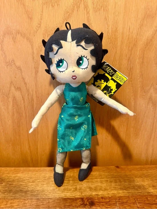 11” Vintage Betty Boop Plush Stuffed Doll Green Dress With Tags