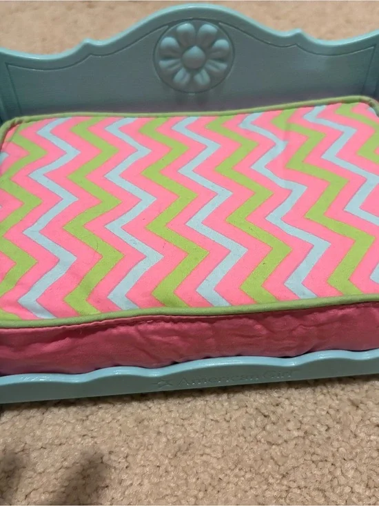 American Girl Dog Sofa Blue Frame 2017 with Pink, Aqua, Lime Chevron Mattress