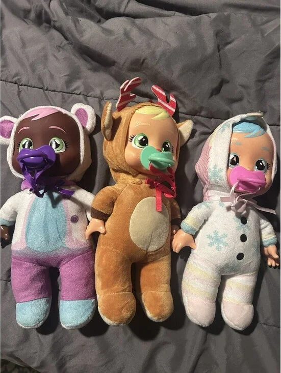 Holly Jolly Edition 9in 3 Set Cry baby Dolls! Made In 2023! Holiday