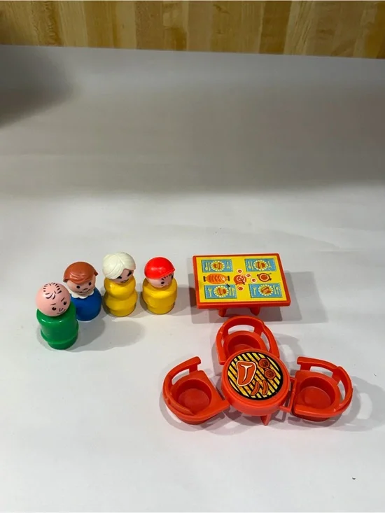 Vintage fisher price Kids Toy Playset with Orange Table and Figures family