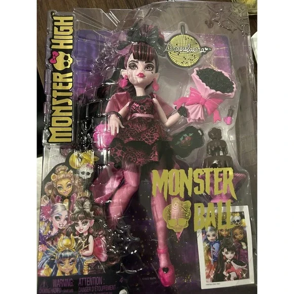 Monster High Draculaura Doll In Monster Ball Party Dress With Accessories NIB!