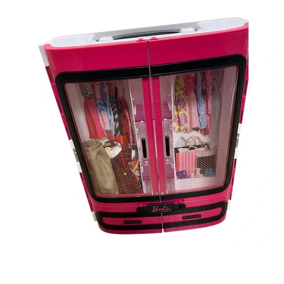 Mattel Barbie Ultimate Closet Pink Portable Doll Fashion Case DMT57 with Outfits
