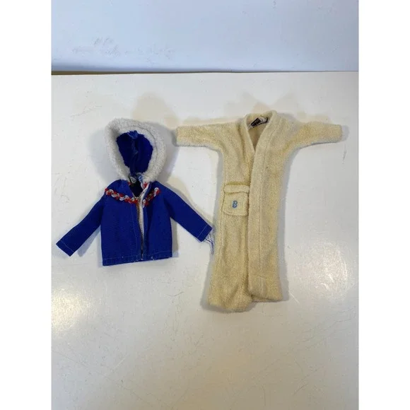 Vintage Barbie Clothes Lot of 2 Robe and Parka