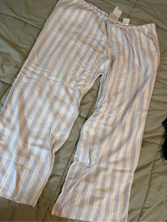 Women’s Light Blue & White Stripe Linen Pants