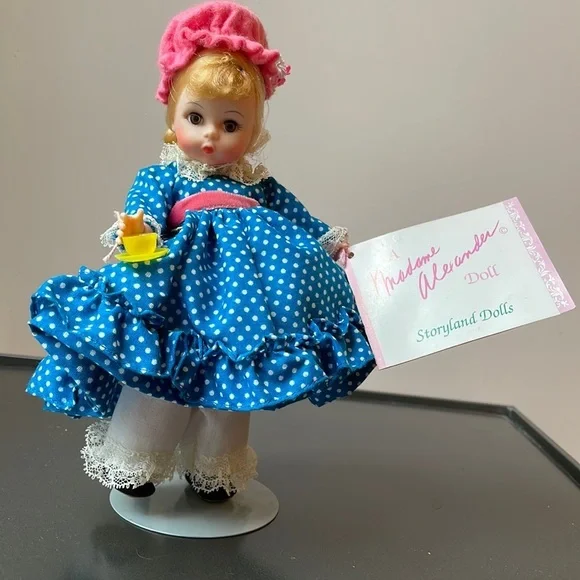 Madame Alexander doll Miss Muffet 8