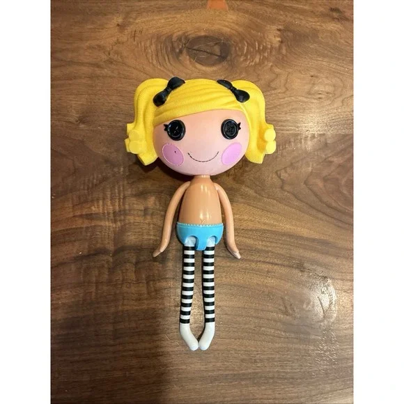 Lalaloopsy Alice In Lalaloopsyland 12