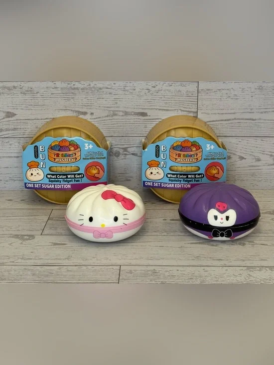 Sanrio Hello Kitty White & Pink and Kuromi Purple Themed Squishy Bun Rainbow