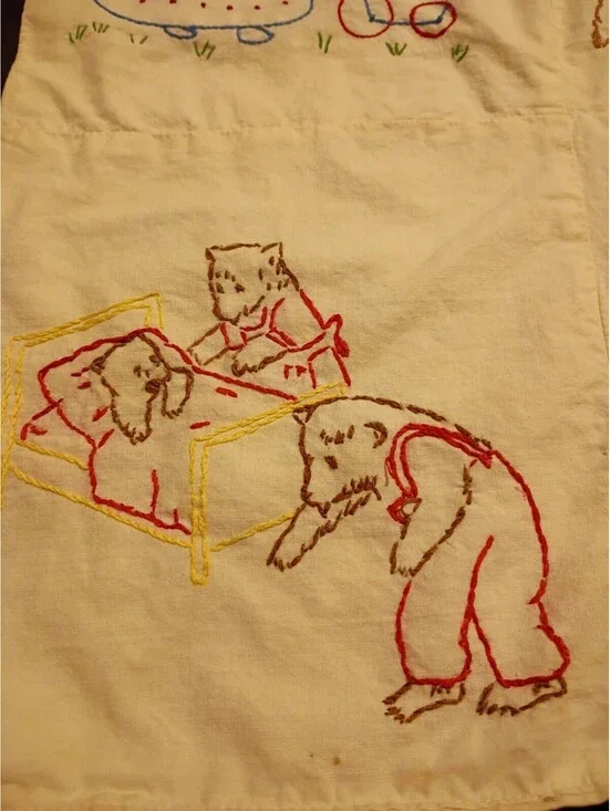 Vintage 50s Handmade Embroidered Baby Doll Quilt Blanket 23x15