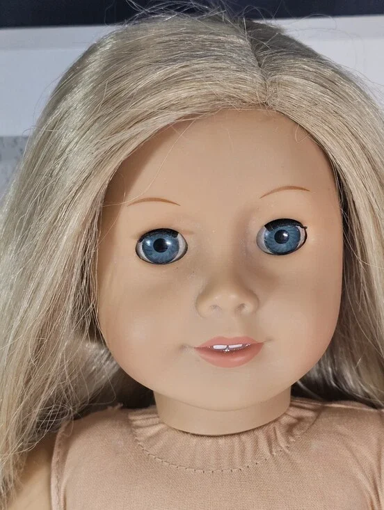American Girl Truly Me doll Blonde Hair Blue Eyes