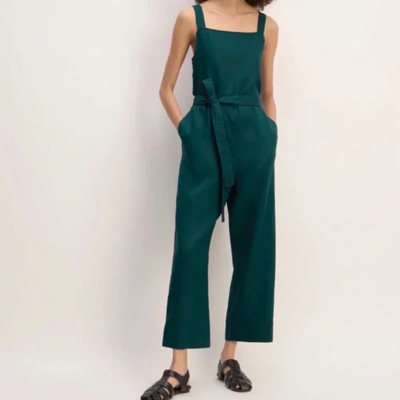 Everlane Square-Neck linen Jumpsuit in dark sea size 00 like new