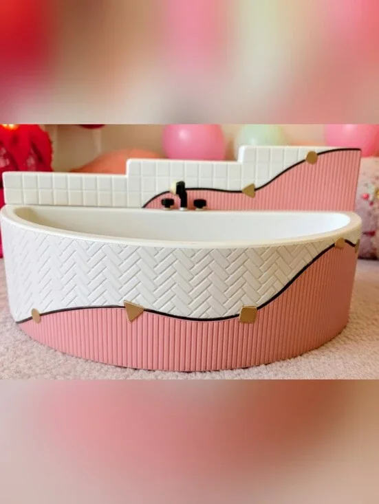 LOL SURPRISE OMG House Of Surprises Replacement Bathtub-NO SHOWER HEAD