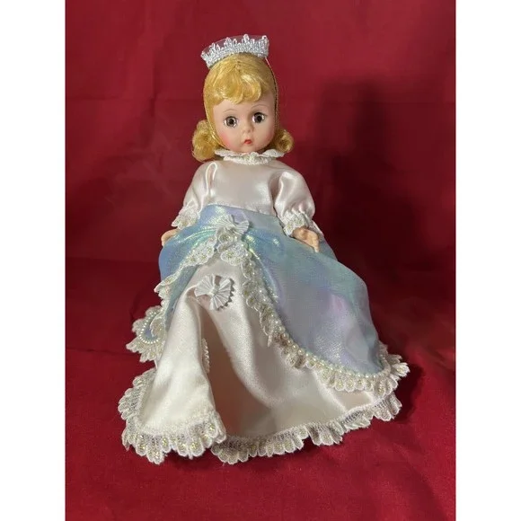 Vintage Madame Alexander Sleeping Beauty Doll Storyland‎ Brothers Grimm Series