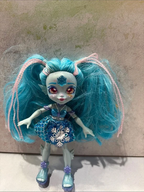 Magic Mixies Pixlings Doll Marena the Ice Mermaid Frozen Snowflake Figure Toy 6