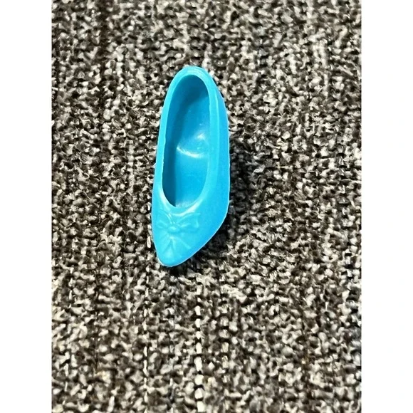 Mattel Barbie Bright Blue‎ High Heel Shoe REPLACEMENT Only 1
