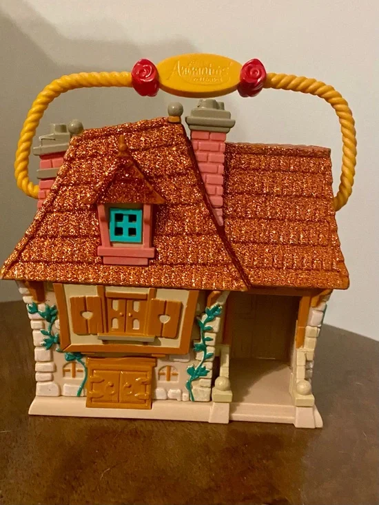 Disney Animators Collection Littles Belle Cottage Play set Only Beauty and Beast