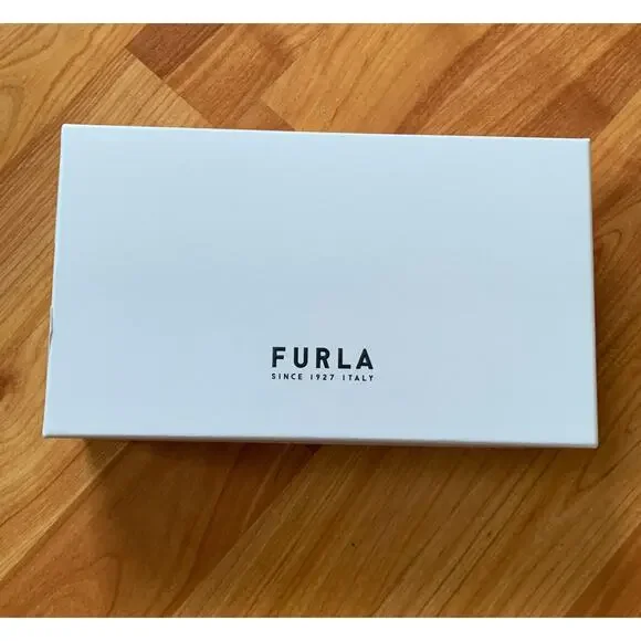 Furla wallet‎ empty box