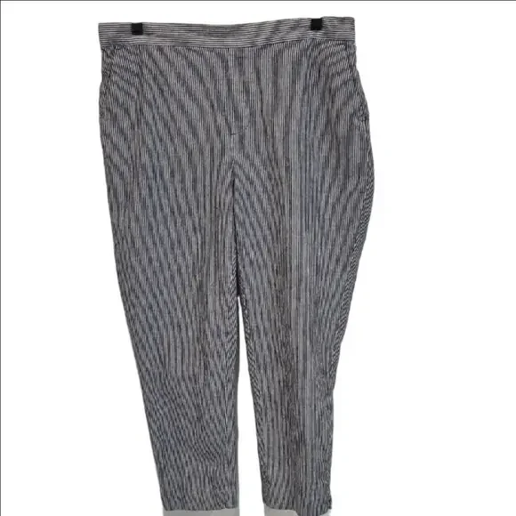 Banana Republic Hayden Navy Striped Linen And Cotton Blend Crops