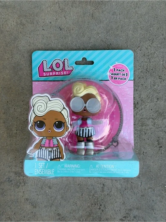 L.O.L. Surprise! Doll Accessory Pack Pink Blue Black White