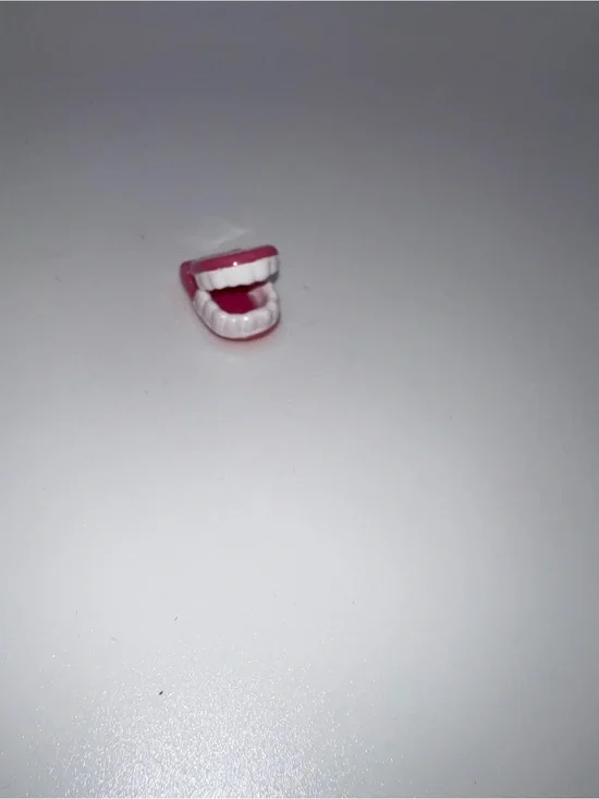 Miniature dollhouse dentures