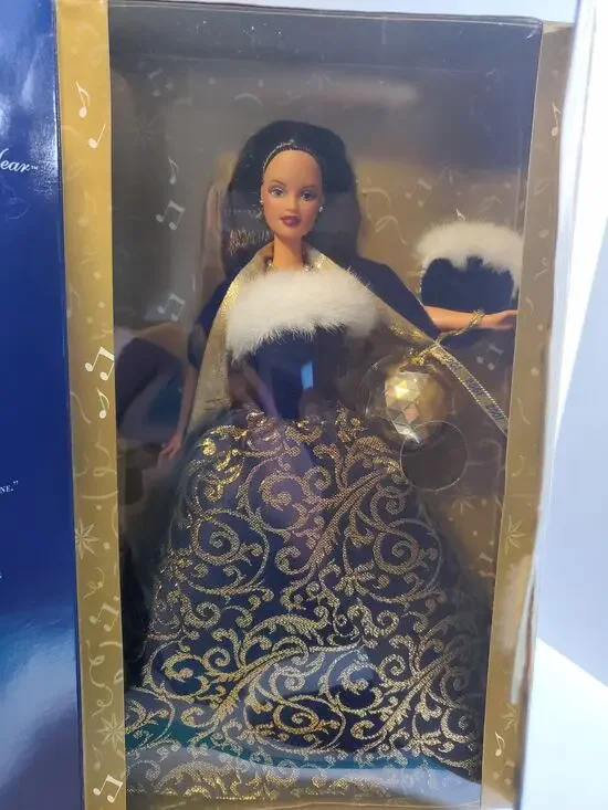 Barbie - Ring in the New Year Doll - 2001