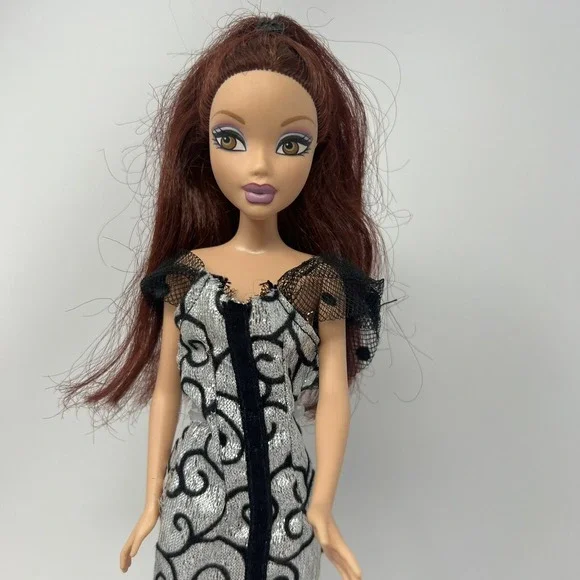 My Scene Barbie Doll CHELSEA Straight Reddish Brown Hair and Brown‎ Eyes
