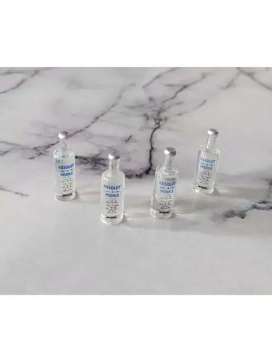 Miniature Clear Dollhouse Bar Drinks