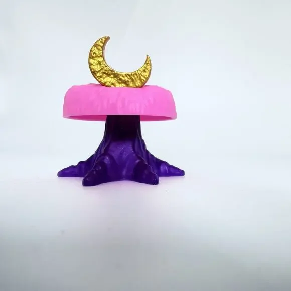 Monster High Creepover Party CrescMoent Pet Bed Replacement Pink Purple Moon Bed