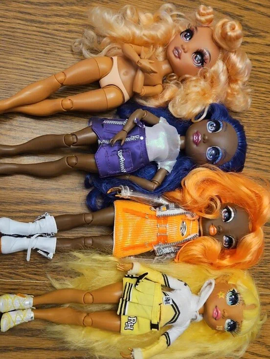 Rainbow High Lot Of 4 Dolls