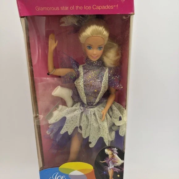 Vtg Mattel Ice Capades Barbie 1990 Doll Practice Suit Show Skirt  Ring Box