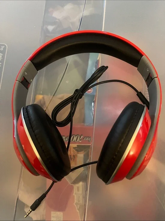 2 Boom Wired Over-Ear Headphones in Red and Black