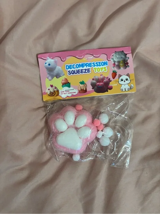 Decompression Squeeze Toy - Pink Cat Paw Stress Reliever