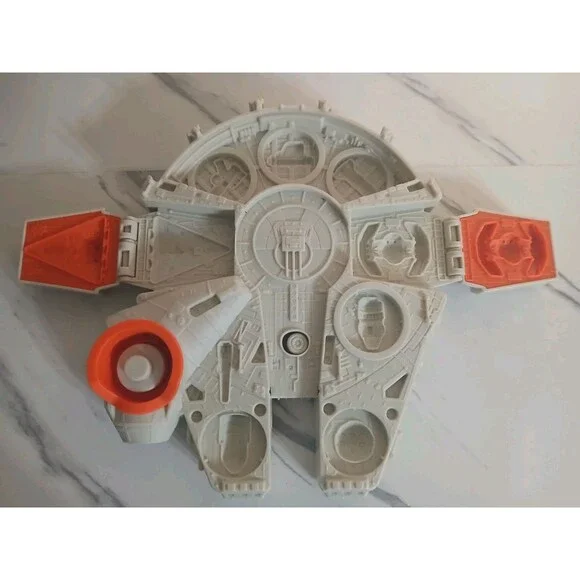 Play-Doh  Star Wars Millennium Falcon Ship Mold Hasbro Summer Play