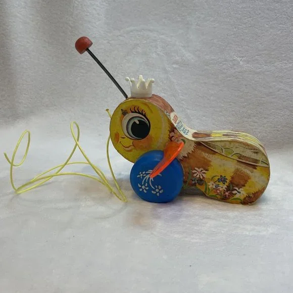 Vintage Fisher Price 444 Queen Buzzy Bee Wooden‎ Pull Toy Spinning Wings 1960s