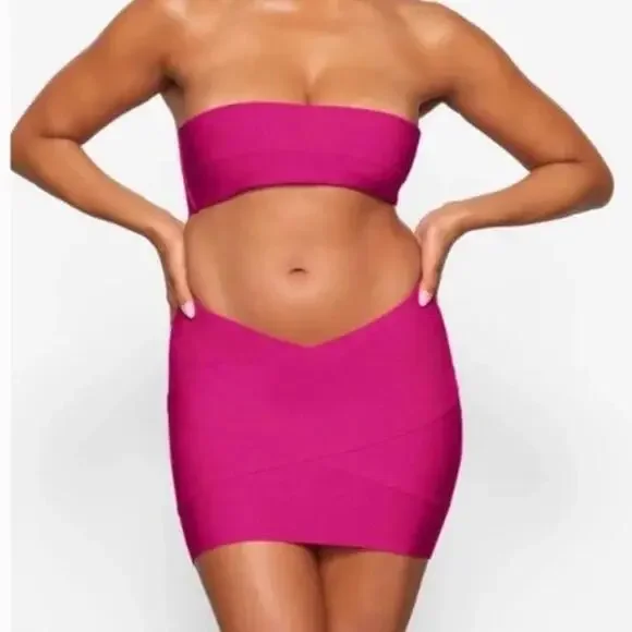 SKIMS Knit Swim Mini Skirt Magenta Size L NWT High Waisted Beach Coverup