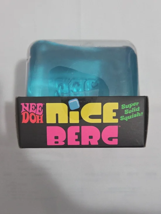 Nice Berg Super Solid Squish - Blue