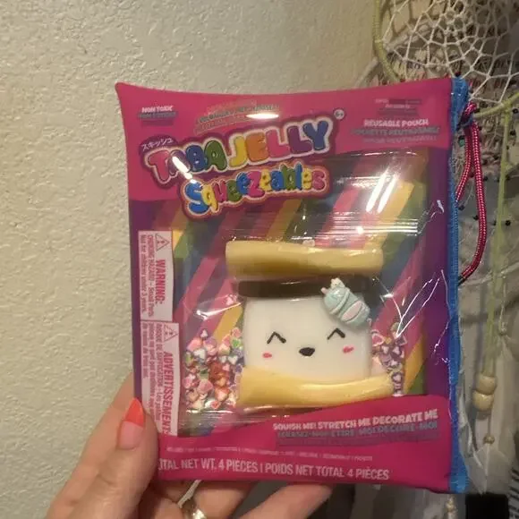 Taba Jelly Squeezable S’mores. Viral Squishy Toy Comes With Pouch. Scented