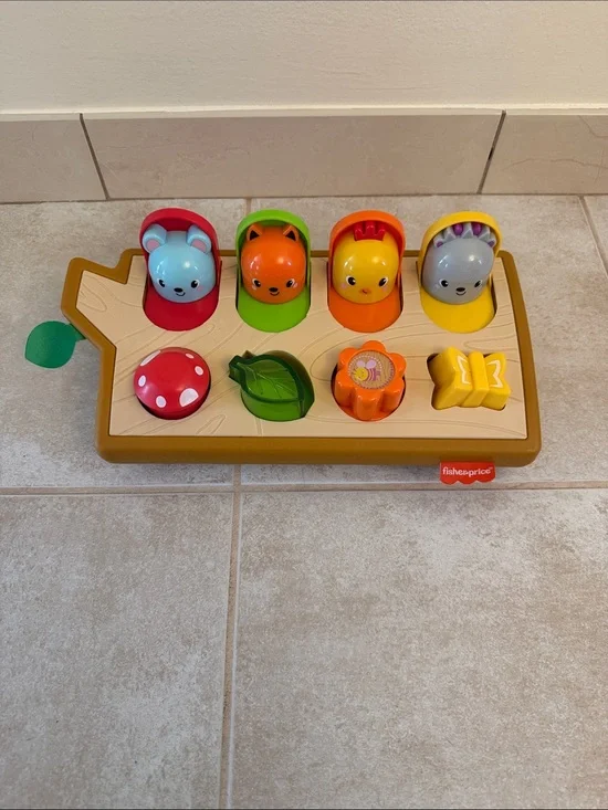 Fisher-Price Pop-Up Forest Friends Game - Red, Blue, Orange, Yellow, Green, Gray