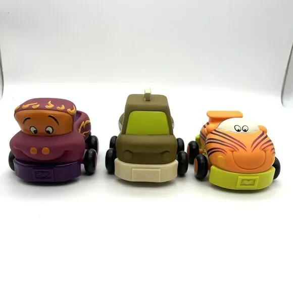 Battat Just B Toys Wheels Pull Back Car Toy Lot of Three 3 Taxi Flame Car Tiger