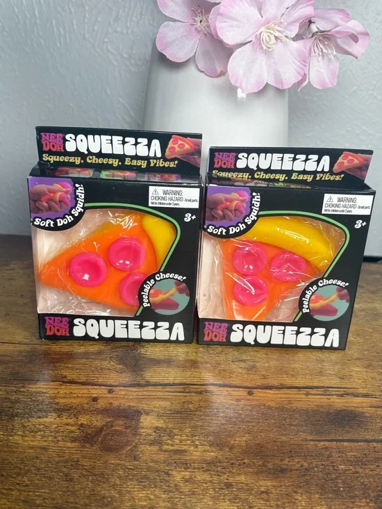 Squeezza Pizza Scented Soft Doh Squish - Orange & Pink