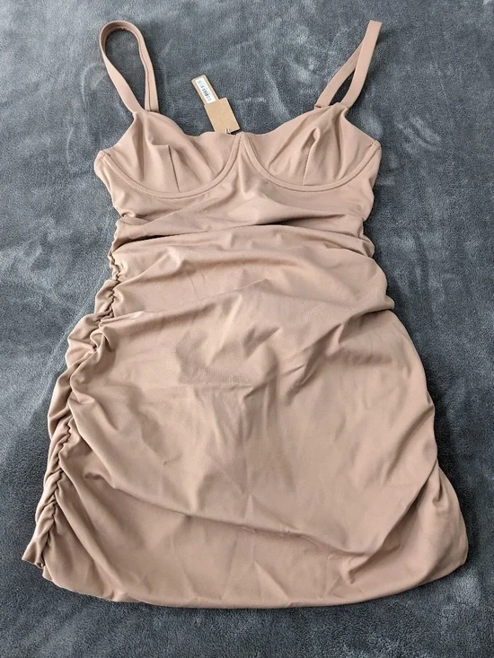NWT Skims Sculpting Swim Ruched One Piece Swimsuit - Size Small