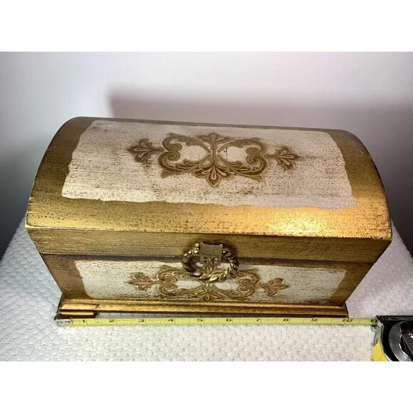 Gold Painted red velvet lined Fancy Jewelry / Music Box