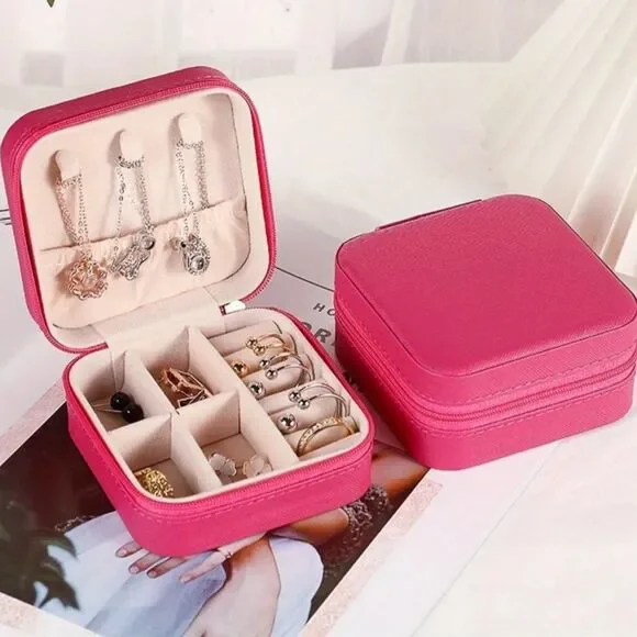 Hot pink‎ Travel jewelry box with zipper