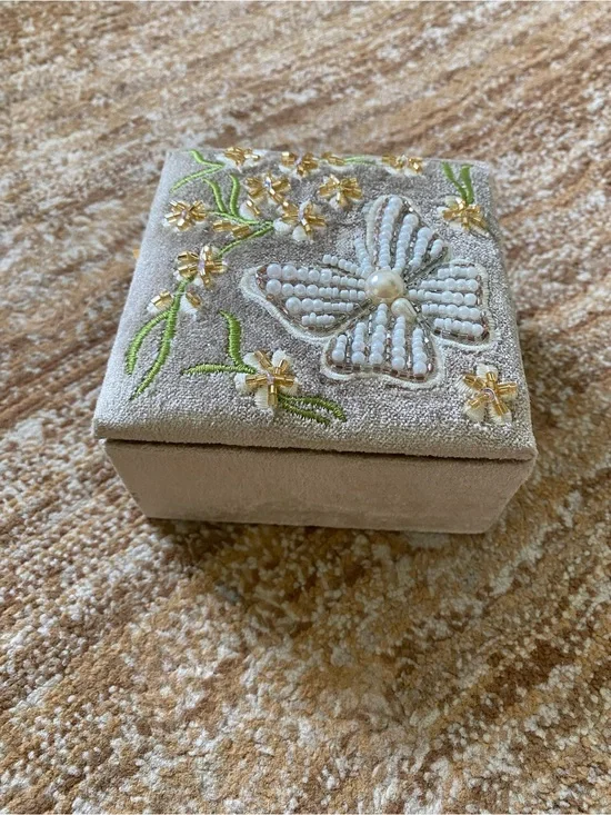 New Boho Embroidered Fabric Jewelry Box