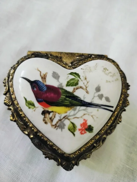 Vintage Heart Shaped Trinket Jewelry Music Box Ornate Metal Bird Japan