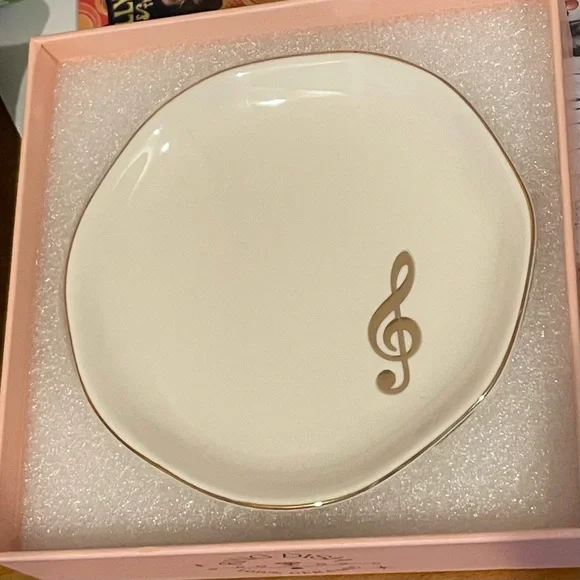 InnoBeta Ceramic Tray with Treble design
