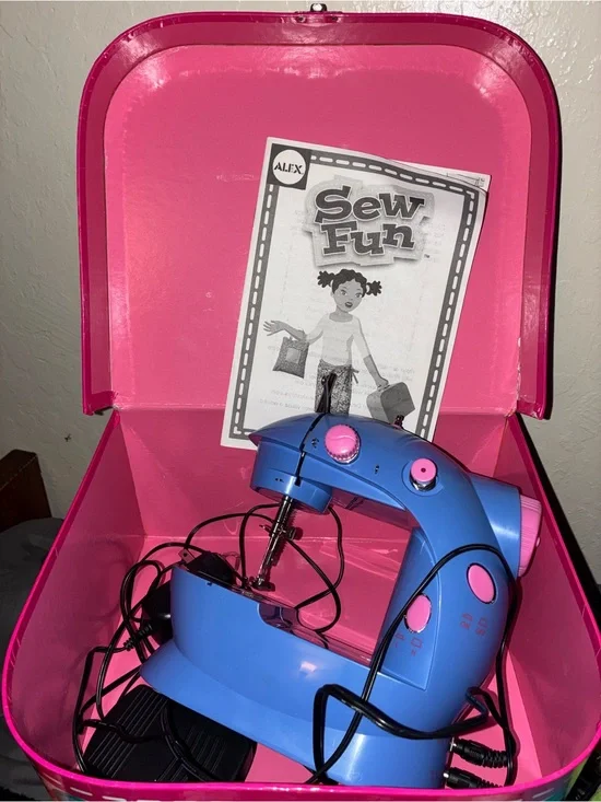 Source Unknown Sew Fun Kids Sewing Machine - Blue with Pink Accents