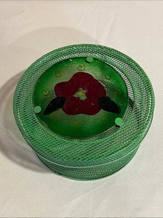 Green Round Decorative Jewelry Box with Floral Lid